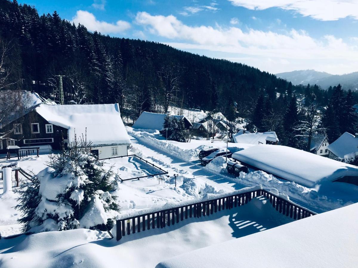 Hotel Peklo Pro Rodiny S Detmi Josefŭv Dŭl Kültér fotó