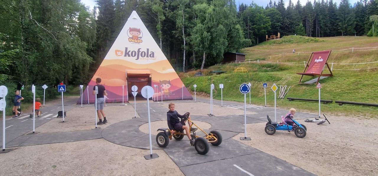 Hotel Peklo Pro Rodiny S Detmi Josefŭv Dŭl Kültér fotó